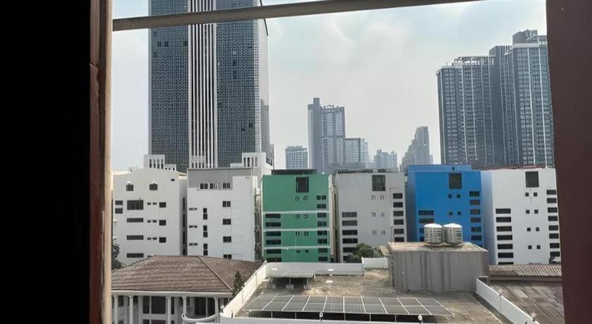 Rest@Ratchada Hotel Bangkok Exterior foto